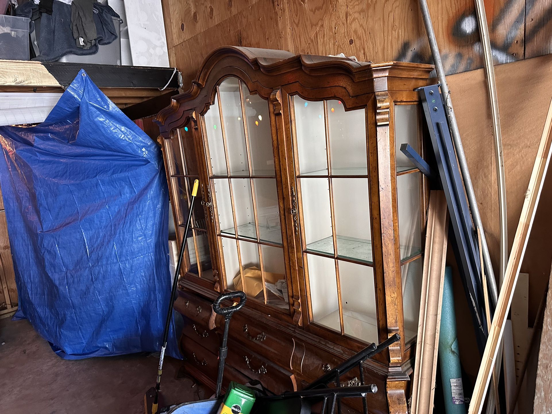 China Cabinet (antique)
