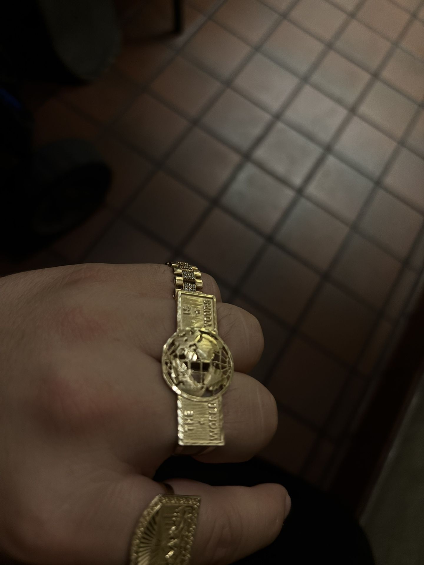 10k Double Finger Ring