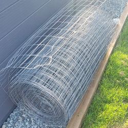 100ft long by 4ft high fencing