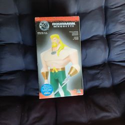 Aquaman Maquette DC
