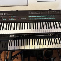 Yamaha DX7 Synthesizer 