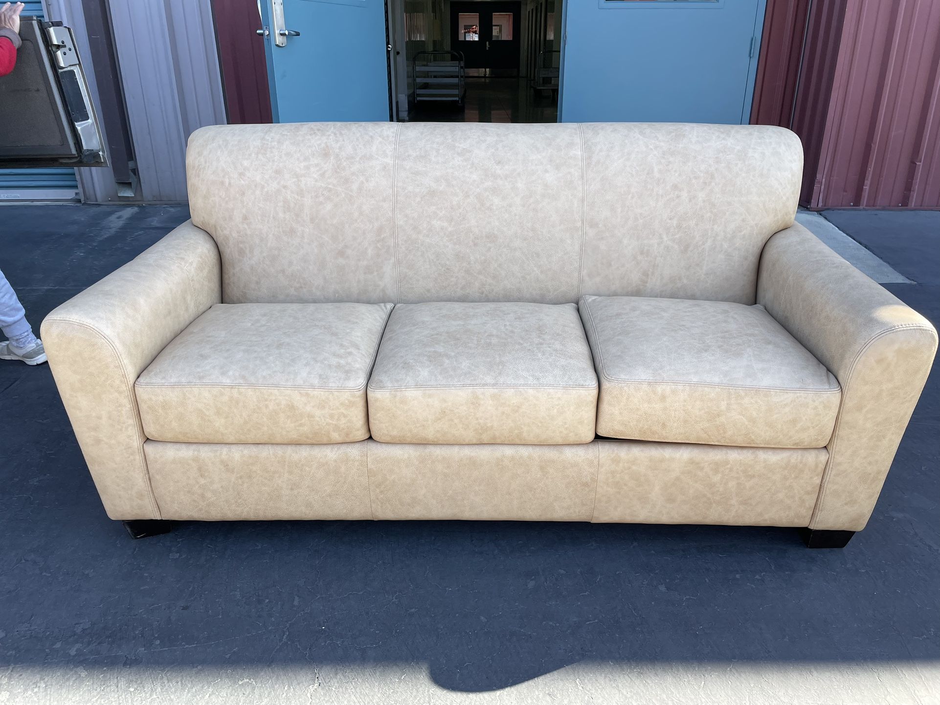 NEW Couch With Pull Out Queen Bed FAUX VEGAN LEATHER
