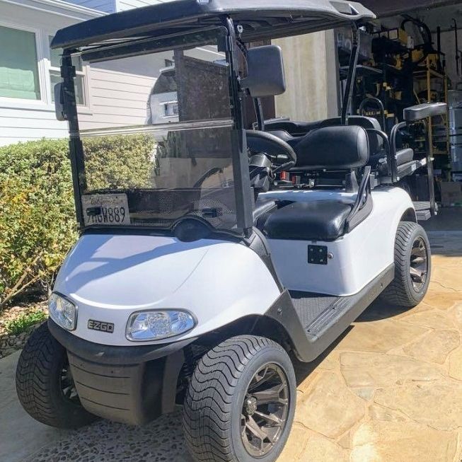 2013 E-Z-GO RXV Street Legal Golf Cart