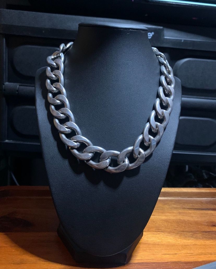 Large Metal Chain Necklace 