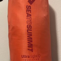 Sea To Summit Women's Ultralight Insulated Pad with Pumpsack