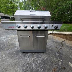 NexGrill Evolution with infrared grates