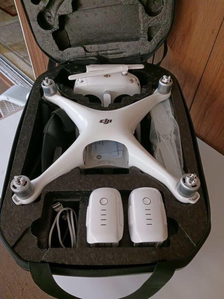 DJI PHANTOM 4 PRO 2.0 DRONE