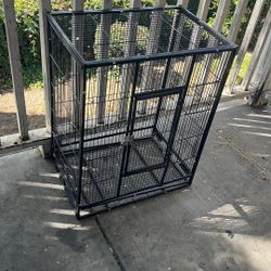 Jaula Para Un Pájaro Grande 