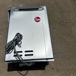 Tankless water heater