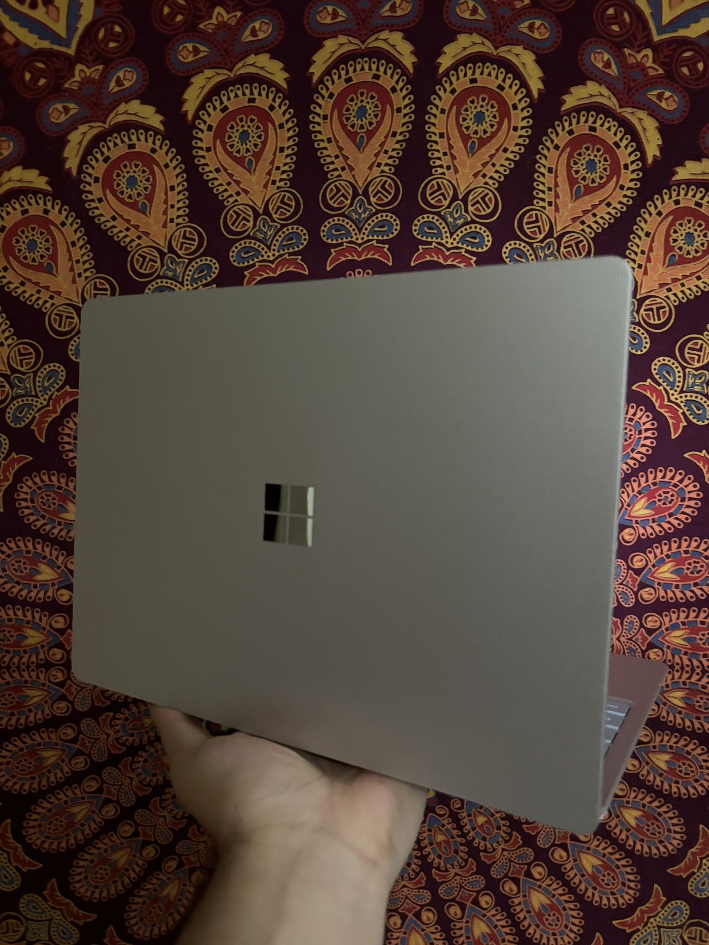 SURFACE LAPTOP 2GO