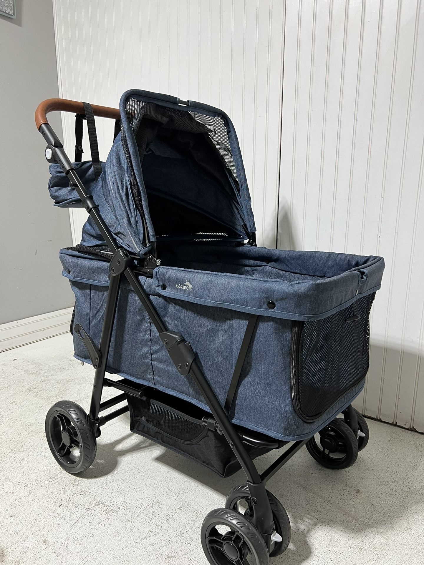 Pet’s Stroller