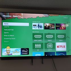 55" Roku Flat Screen Smart TV