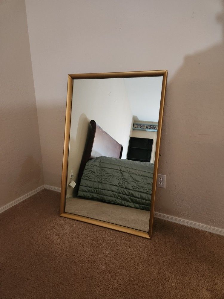 Gold Mirror $20. Or MKe An OFFER