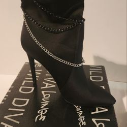 Women's Black Thin Chain Bootie Heels Size 8 1/2 