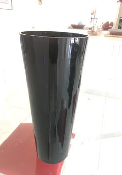 Crystal flower vase blue