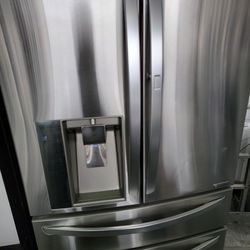Lg Refrigerator 4 Doors Stainless Steel With Door Indoor