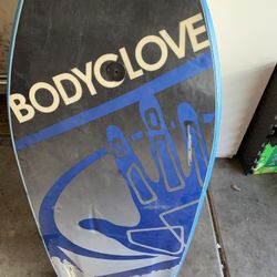 Body Glove Havoc 42.5 Inch Bodyboard w/leash and contoured deck Cool Blue