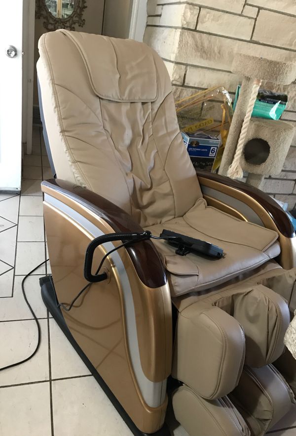 Massage Chair for Sale in Garden Grove, CA OfferUp