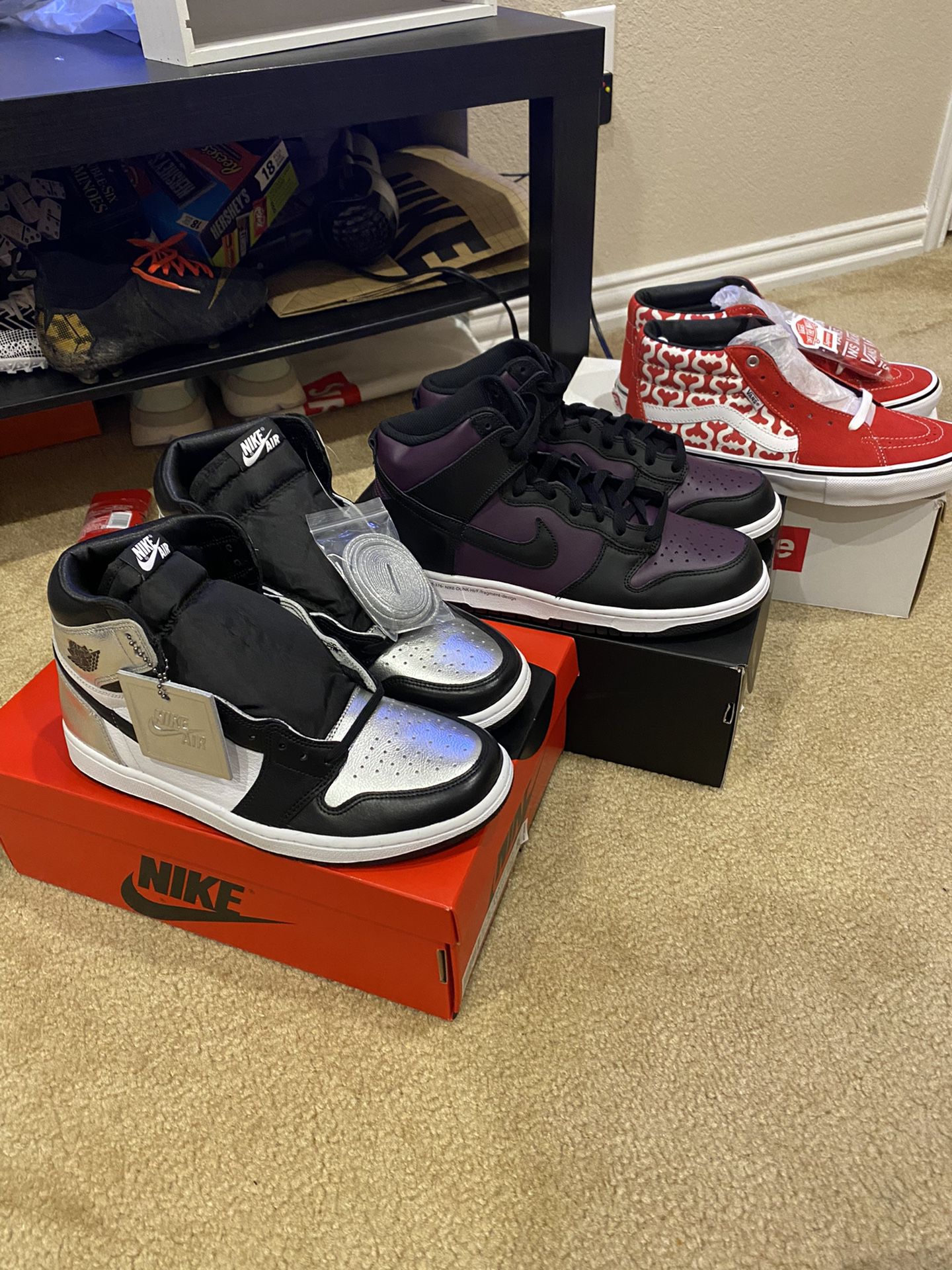 Silver Toe , Fragment Dunk , Supreme Vans  Retail For All