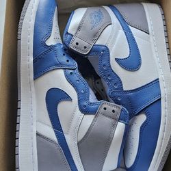 Jordan 1 True Blue 