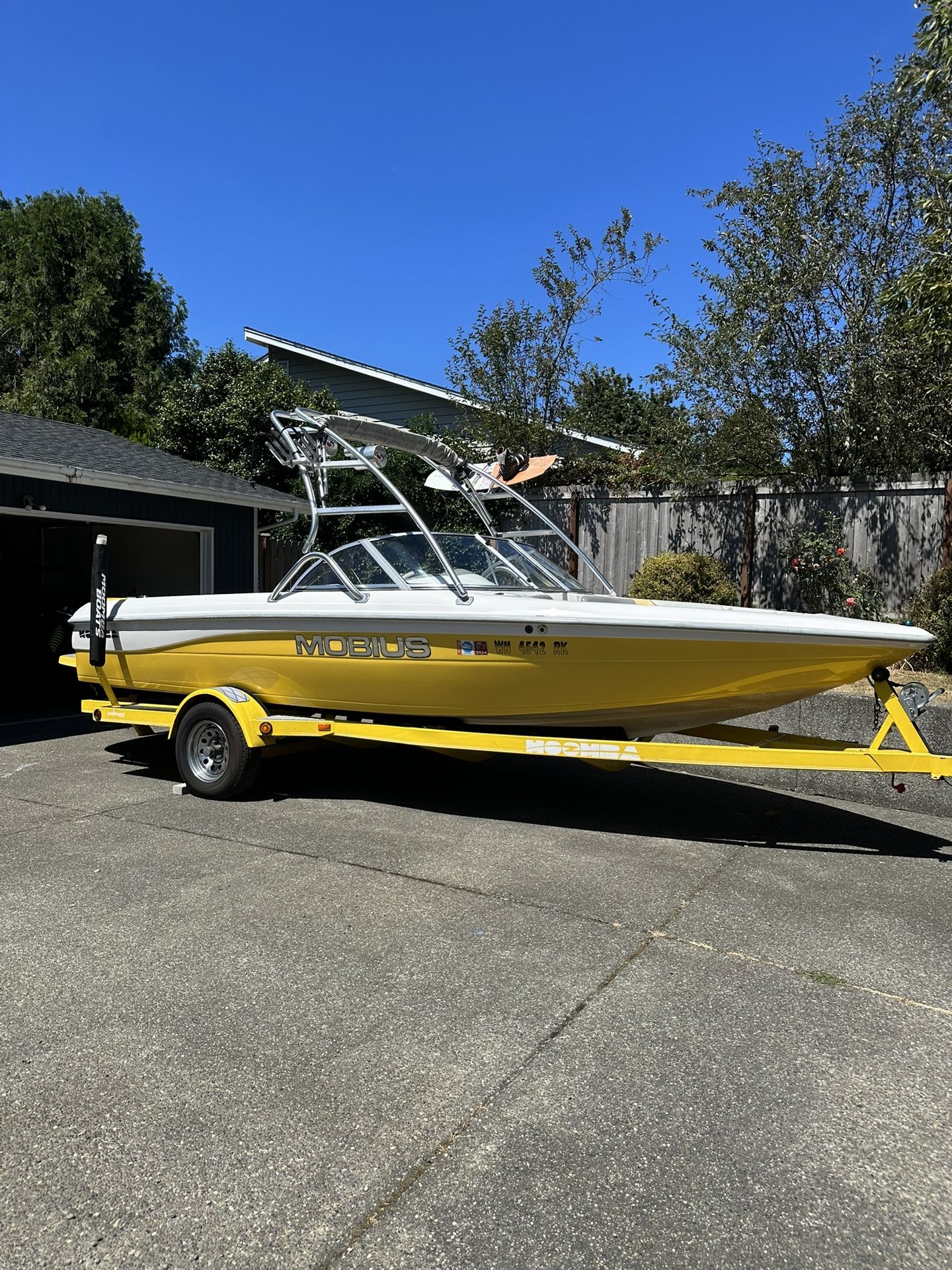 2002 Moomba Mobius