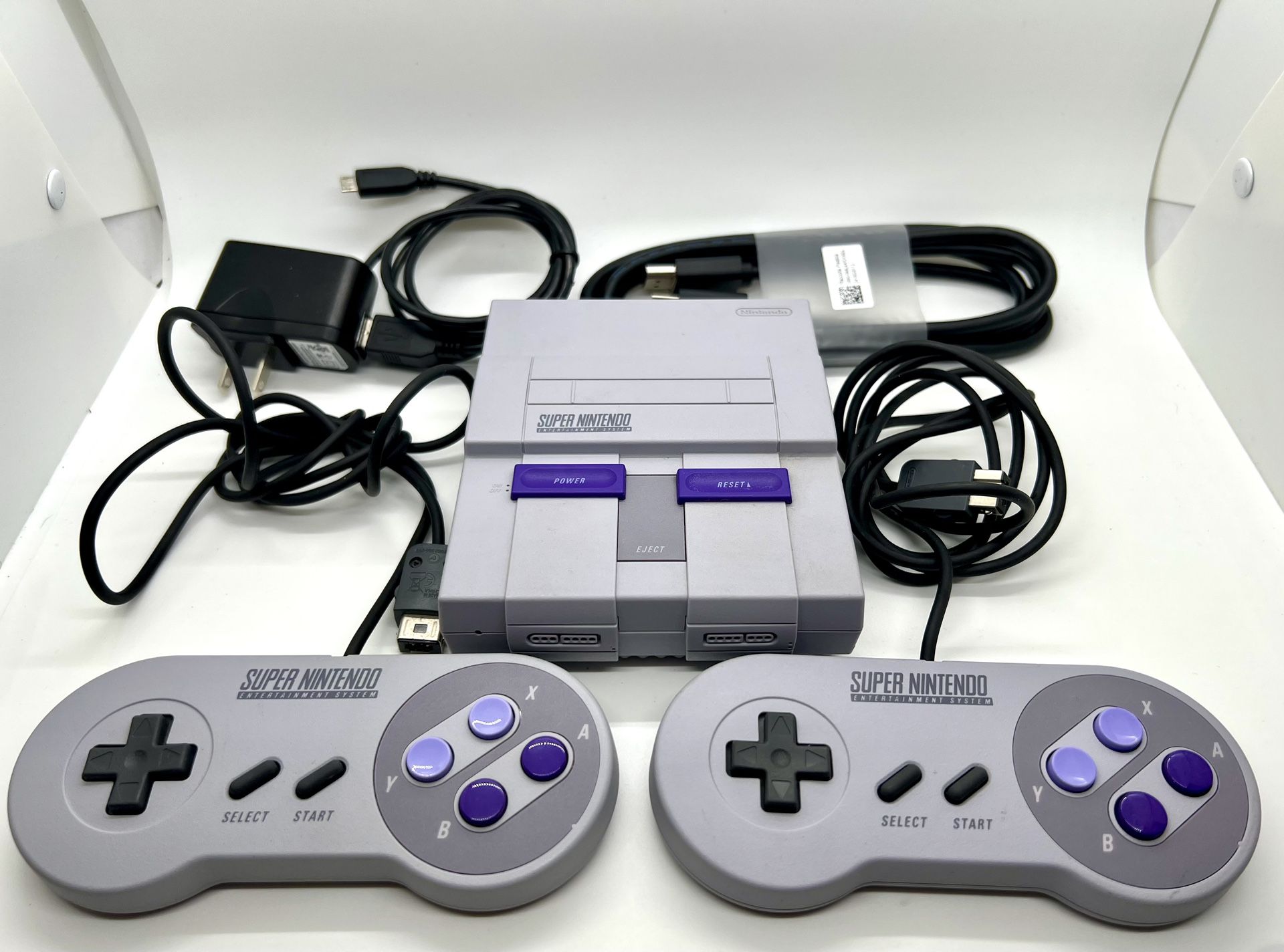 Super Nintendo Entertainment System SNES Classic Edition Mini Console - Tested