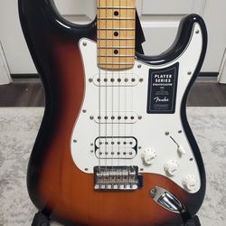 Fender Player Stratocaster HSS with Maple Fretboard - 3-Color Sunburst
