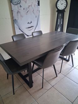 table with 8 chairs Grayable