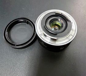 Canon RF 16mm f/2.8 STM Lens