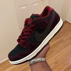 Nike SB Dunk Low ‘Riot Skateshop’