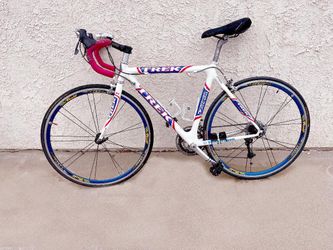 Trek 5500 USPS Edition 54cm Full Carbon Road Bike with trainer