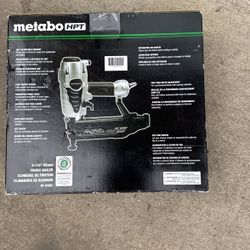 Metabo HPT 2-1/2” Finish Nailer