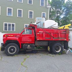 1989 Ford F-800