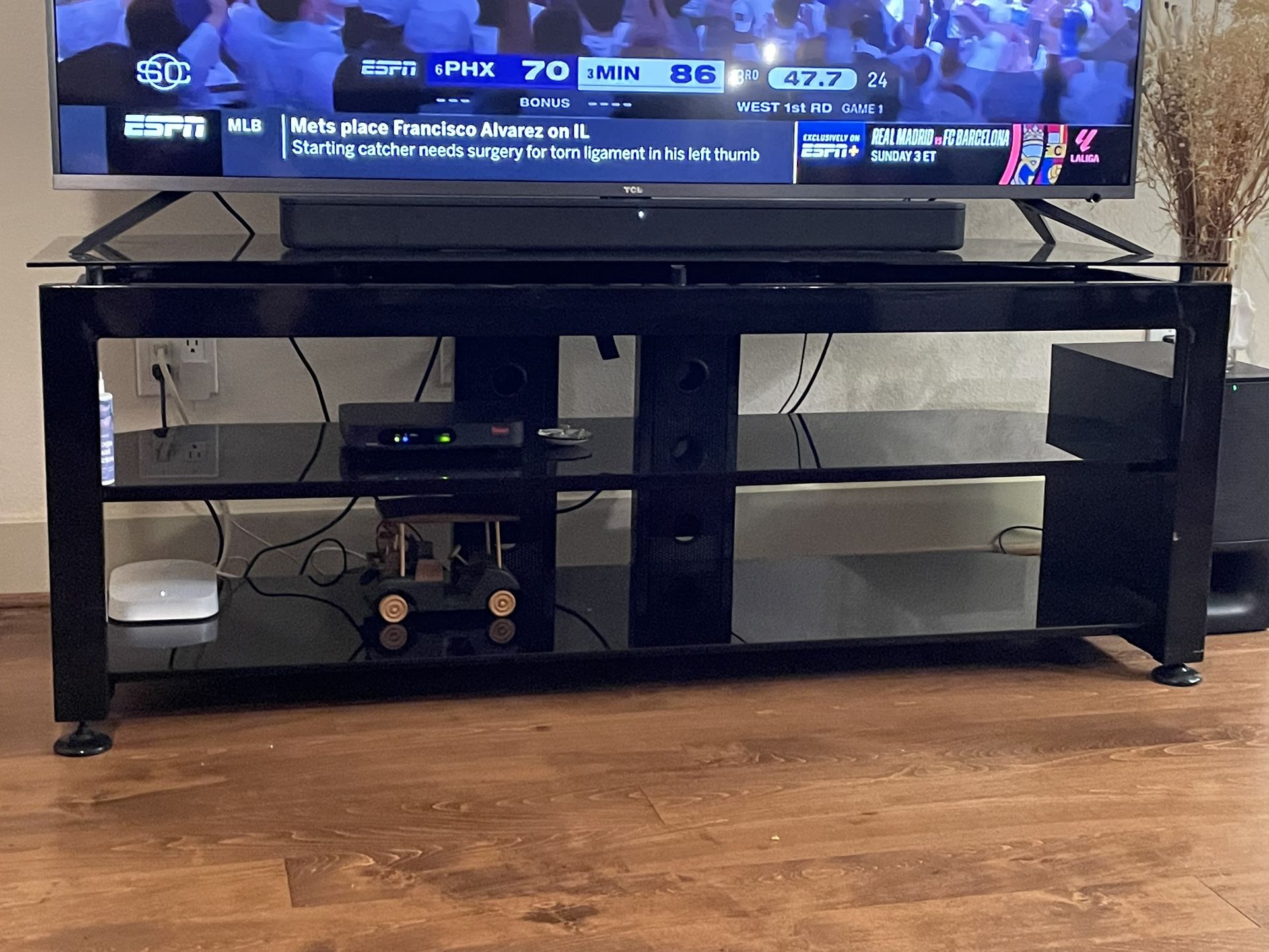 TV Stand 