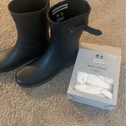 Rain Boots Size 9