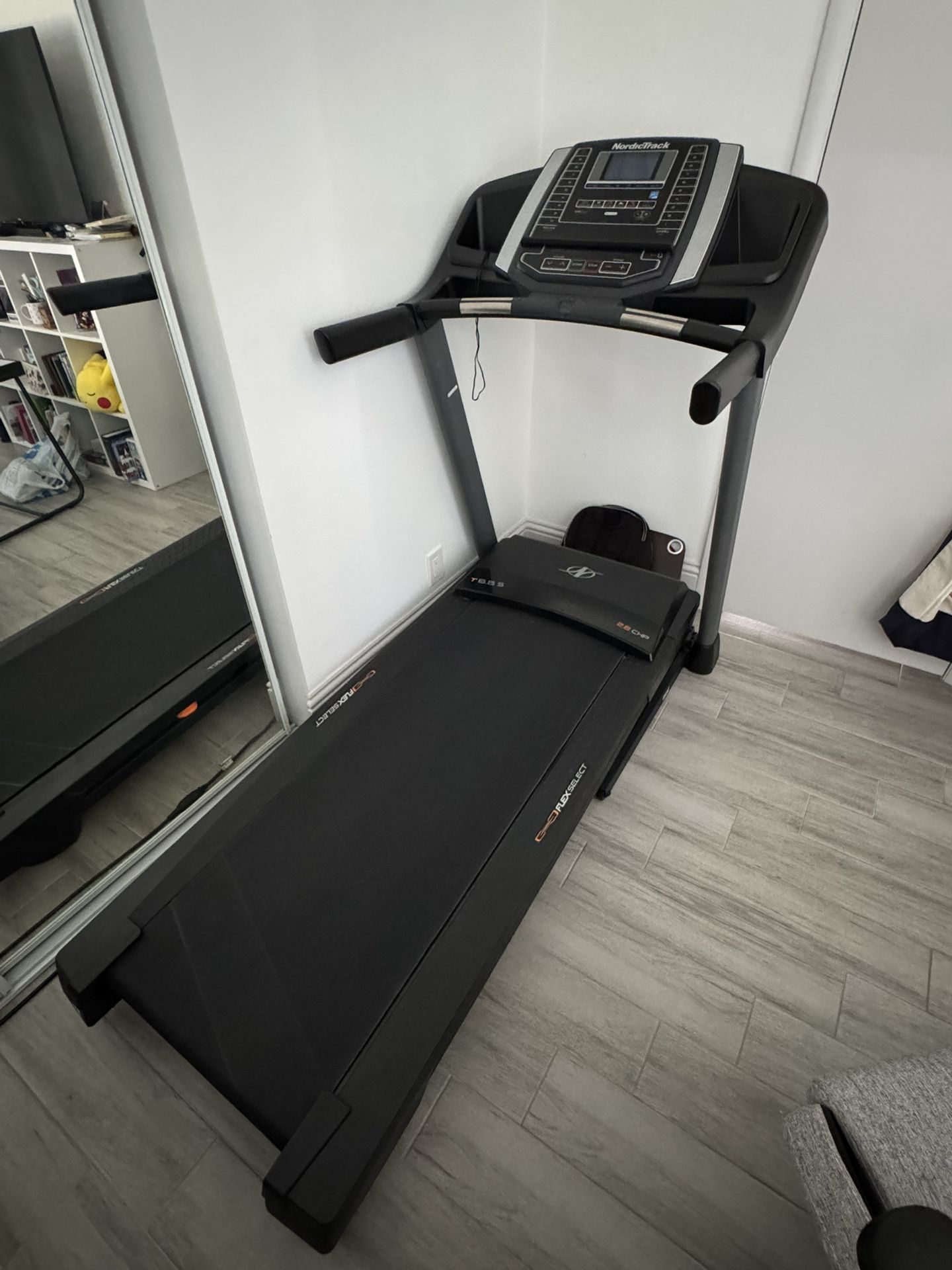 NordicTrack T 6.5 S Treadmill – Excellent Condition!