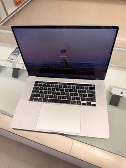 MacBook Pro 2019 i7 16ram 512gb 16”