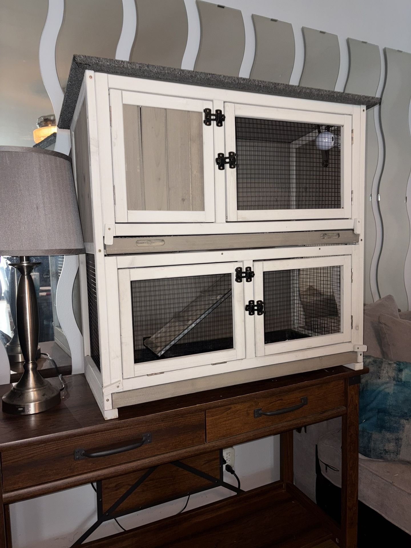 Bunny Or Small Animal Guinea Pig/ferret Hutch
