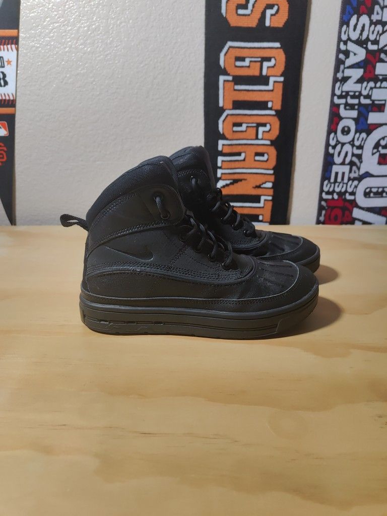 Nike ACG Boots (Youth 3.5)