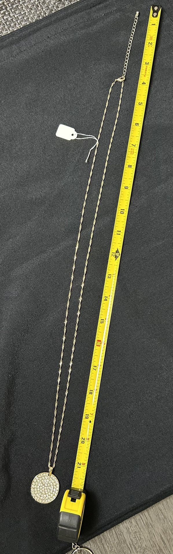 Gold Diamond Pendant Necklace