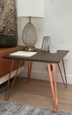 HD Buttercup Side Table 26”w x 26”d x 24”h