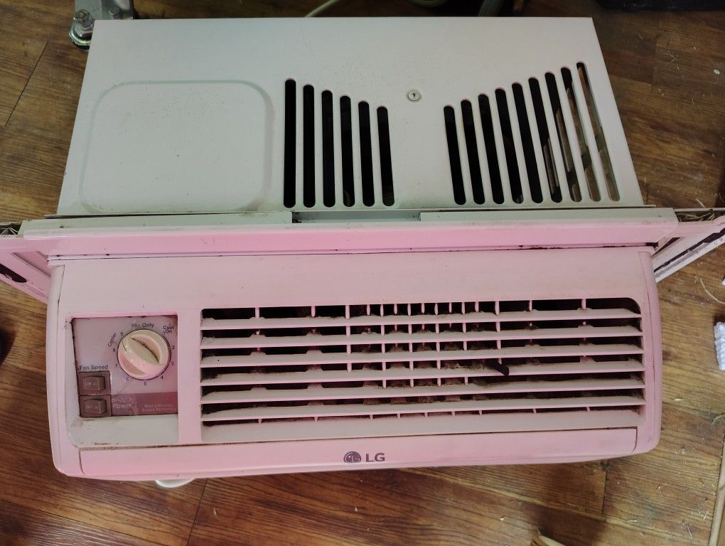 LG Air Conditioner 