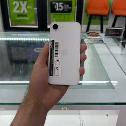 iPhone 16e 128GB (Unlocked)