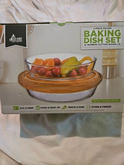 ECO CHEF 2 PC ROUND  BAKING DISH SET  W/ BAMBOO CUTTING BOARD