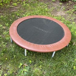 Kids Trampoline Very Good Condition 