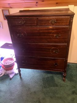 Dresser (pickup only)