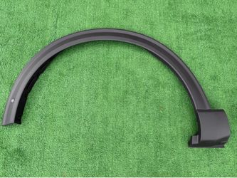 Ford Explorer Left Driver Side Front Fender Flare Molding 2020 2021 2022 2023 2024