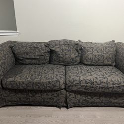 Traditional Roll Arm Sofa