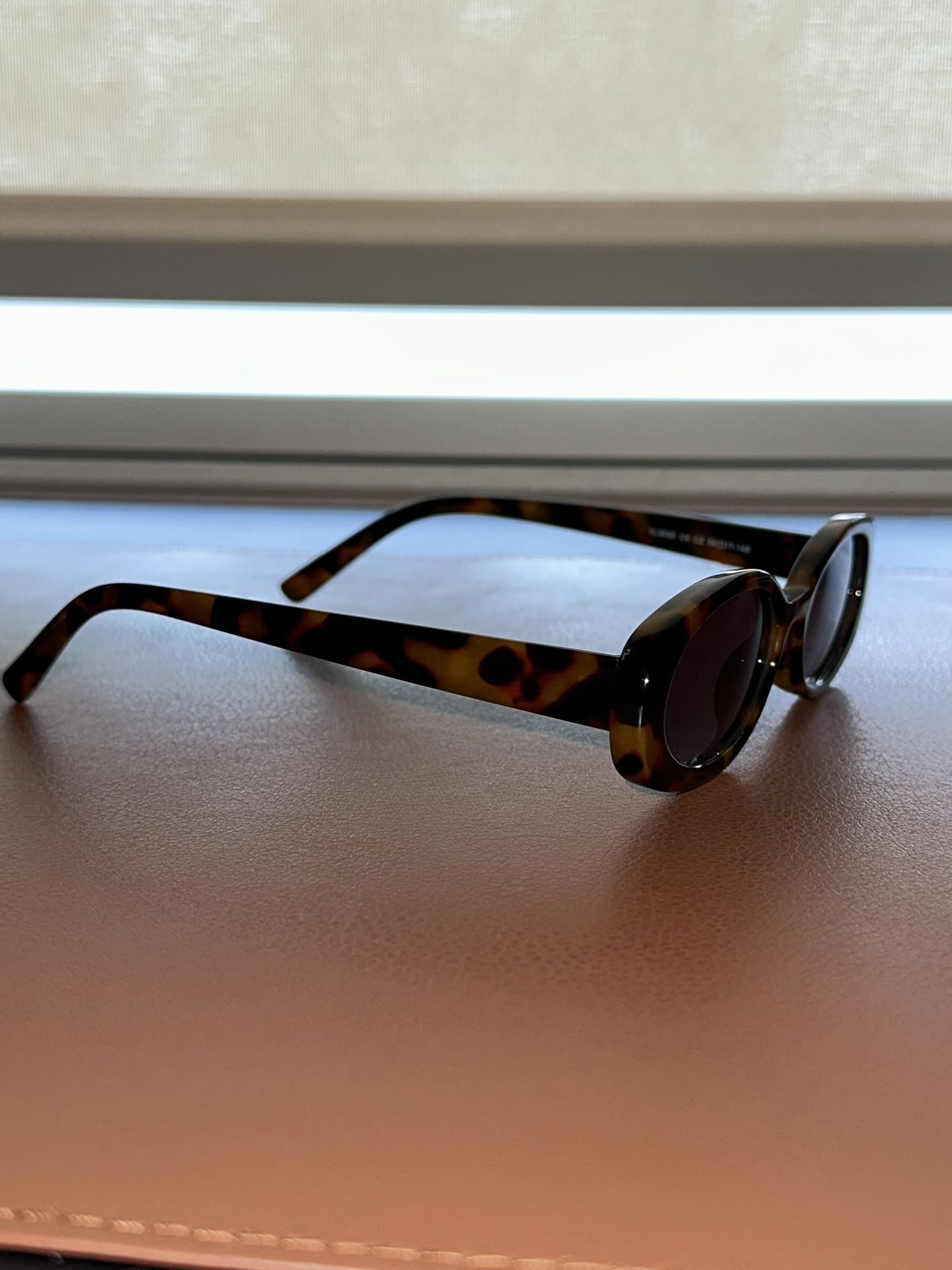 Oval Retro Sunglasses 