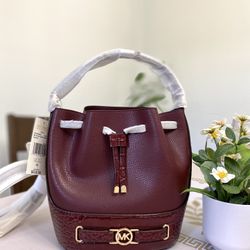 Michael Kors Reed MD Belted Bucket Messenger Bag